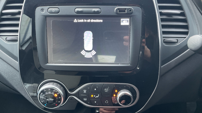 Renault Captur 1.5 dCi 90 Iconic 5dr Diesel Hatchback